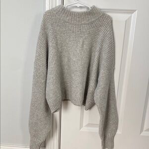 Brand new, only worn once, Cozy Gray Hollister youth Sweater- xxs
